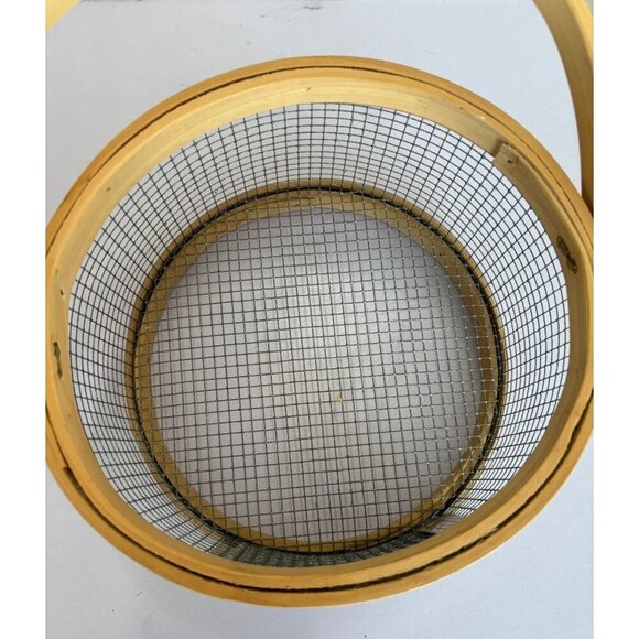 Vtg Wooden Chicken Wire Basket Rabbit‎ Bunny Print Rustic Decor - Picture 2 of 5